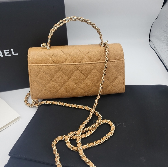 Brand new authentic Chanel 2023 kelly phone holder with chain and top handle - Picture 14 of 17